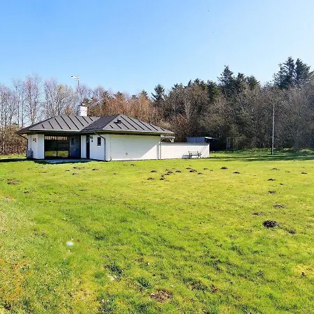 6 Person In Veslos-by Traum * Oslos