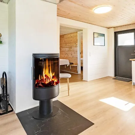 Prázdninový dům 6 Person In Veslos-by Traum