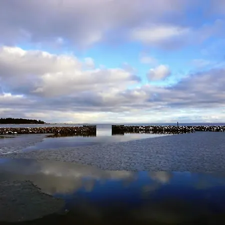 6 Person In Veslos-by Traum * Oslos